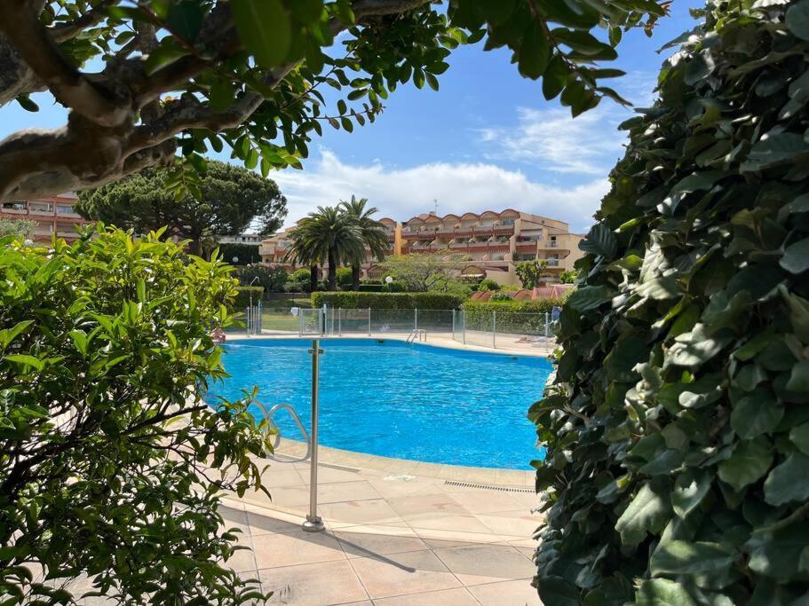 Appartement 4 Personnes Antibes Mer, Piscine, Parking, Tennis, Wifi ภายนอก รูปภาพ